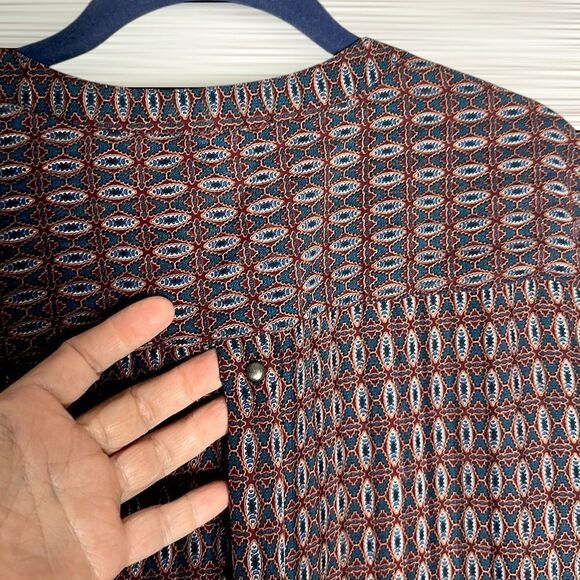 NWT Roz & Ali Blouse Top Roll Tab Sleeve Split Neck size XL - Picture 9 of 13